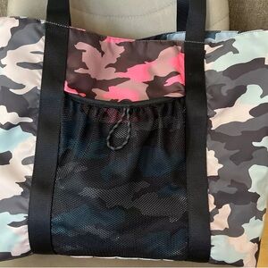 Lululemon Take It On colourful camouflage tote bag